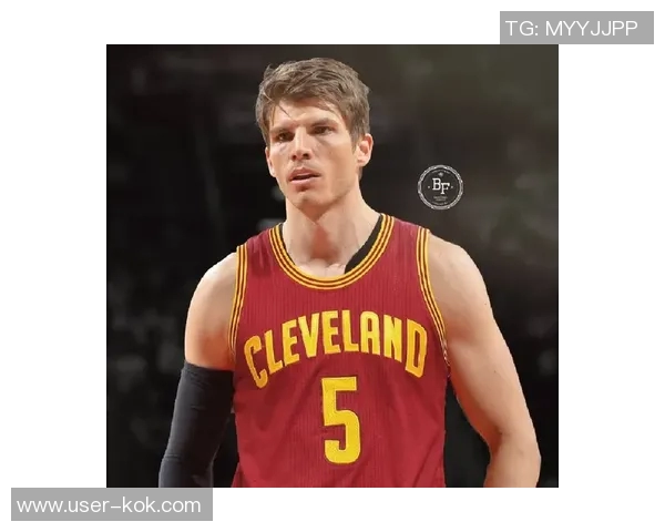 骑士掘金比赛裁判报告揭示漏判情况哈登落地动作引发争议与讨论